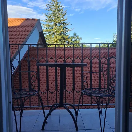 For2 Bed & Breakfast Kranj