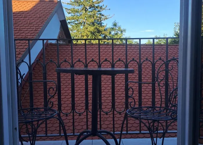 For2 Alojamento de Acomodação e Pequeno-almoço Kranj